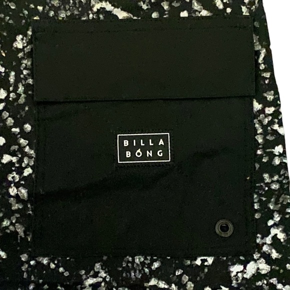 BILLABONG 17”  LOW TIDE SUNDAYS Board shorts Swim Size 30 Black Print - Picture 7 of 12